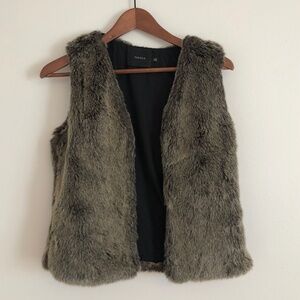 Aritzia Faux Fur Vest